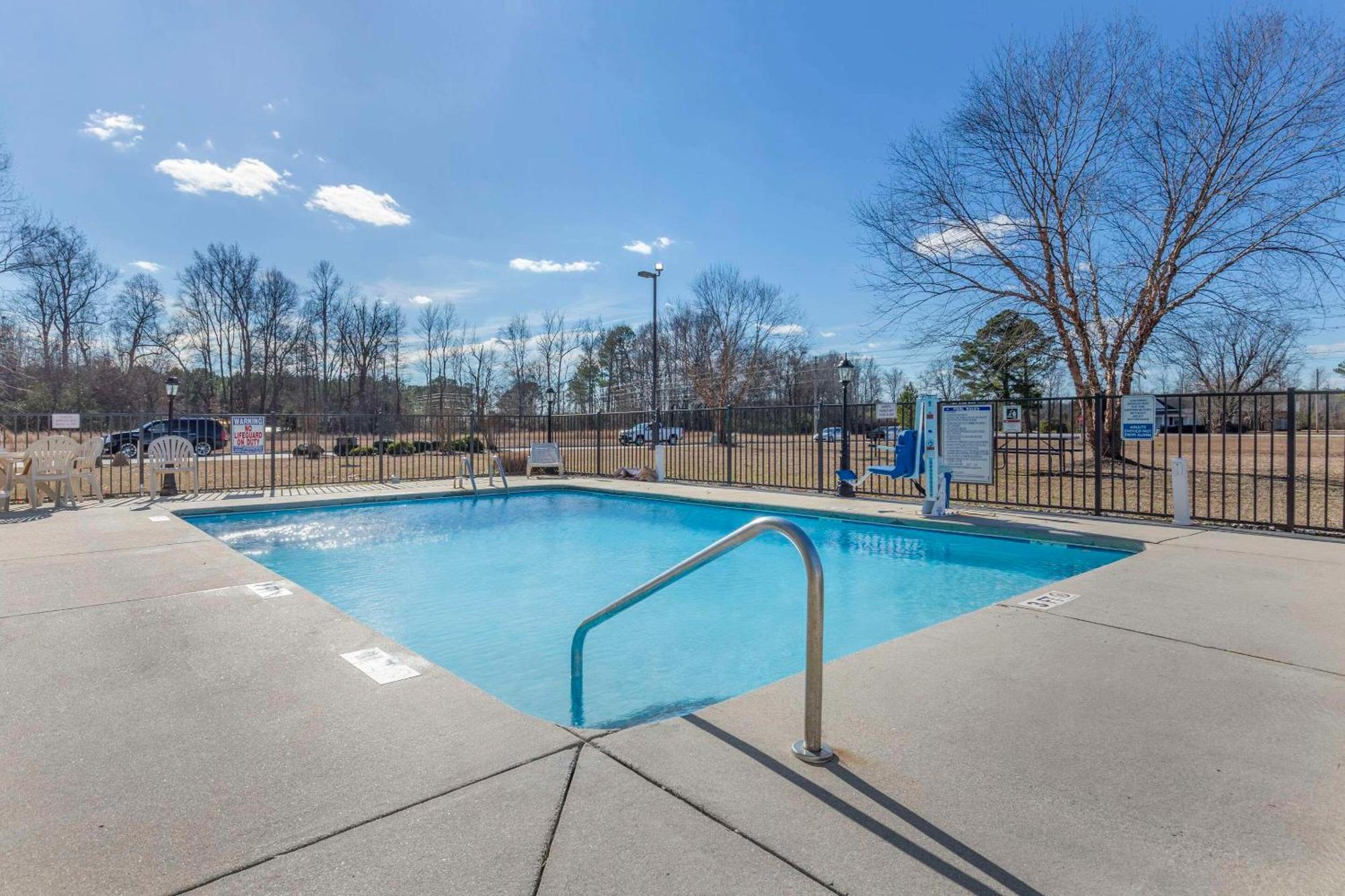 Comfort Suites Wilson - I - 95 Luaran gambar